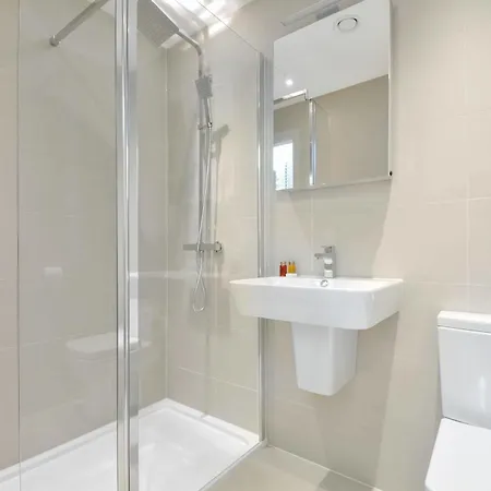 Access West Kensington Apartment London Exterior photo